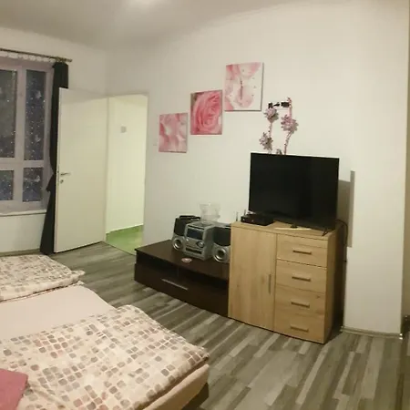 Grevia Apartmanok Poroszlo Room photo